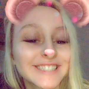 Meet your Posher, Kelsie